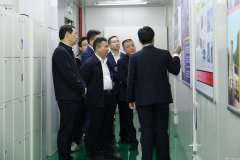 宜春市电子信息产业链招商小分队莅临华亿体育-华亿(中国)参观调研
